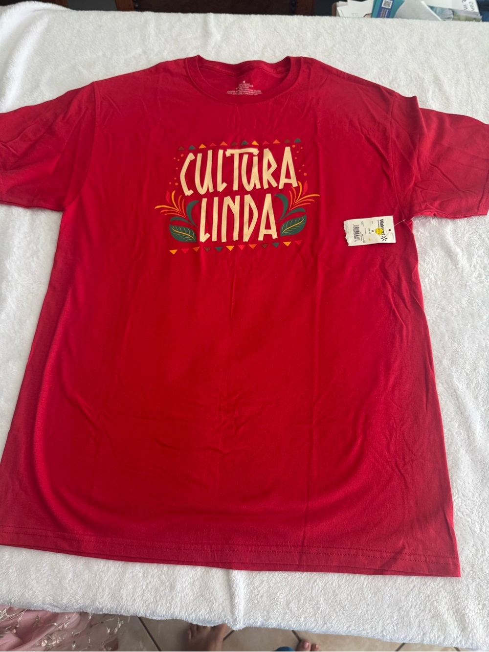 Kids Red "Cultura Linda" Graphic Tee